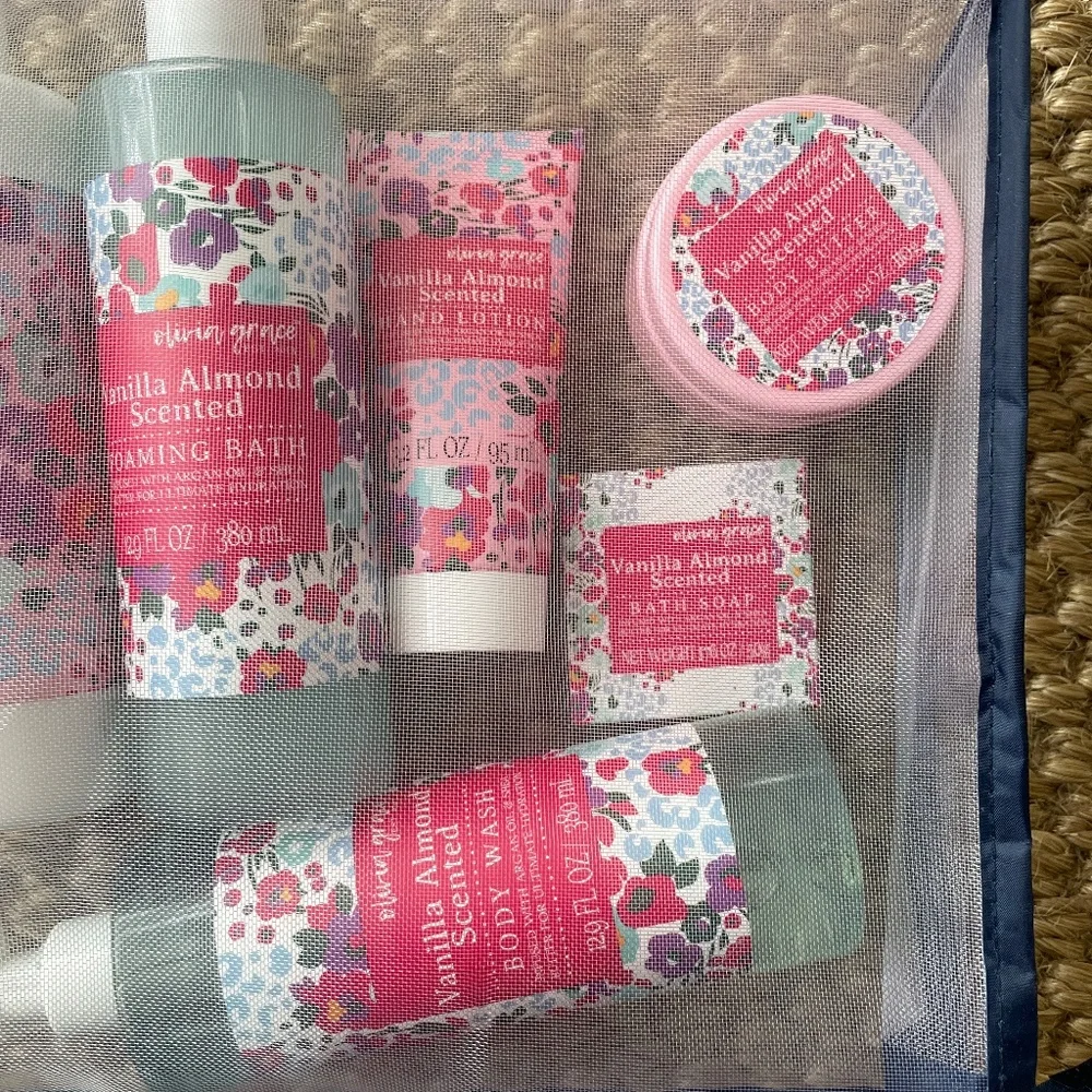 Olivia Grace Bath Set Bubble Bath Lotion Vanilla Almond Body Butter Soap NEW